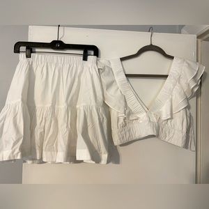 NEVER WORN: ABERCROMBIE & FITCH matching set.